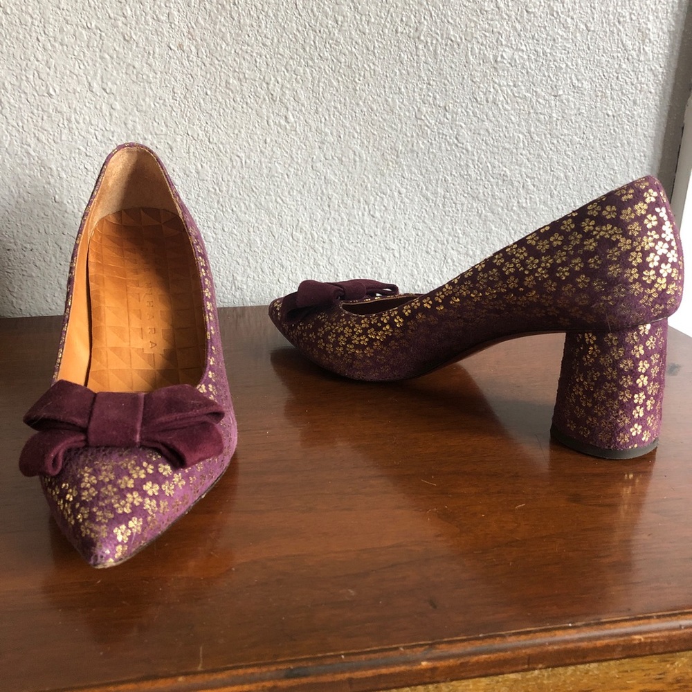 Chie Mihara pumps gold floral burgundy suede with bows size 40 leather